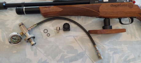 Funcionando perfeitamente. Calibre 4,4mm. Monotiro e carregador. Cantonera e carrillera ajustables. Visor 02