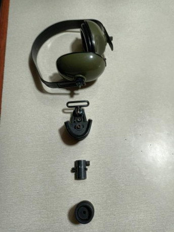 DIFERENTES PIEZAS PARA CARABINA

PRECIO 15 € 00