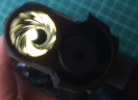 Lo dicho,  se vende pistola glock 41 generación 4 en calibre 45 ACP,  está nueva , pues a penas a tirado 11