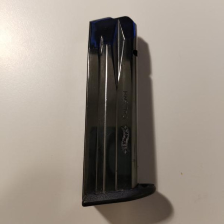Vendo cargador de Walther P99, sin usar. Solo venta en  mano en Madrid. 40€ 01