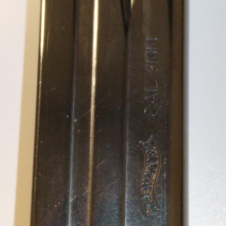 Vendo cargador de Walther P99, sin usar. Solo venta en  mano en Madrid. 40€ 00