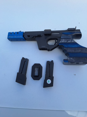 El propietario me comunica que la pistola está "VENDIDA" 01