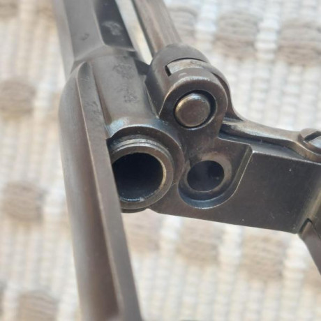 Se vende revólver suizo modelo 1882. El arma tiene la numeración coincidente en las piezas que vienen 10