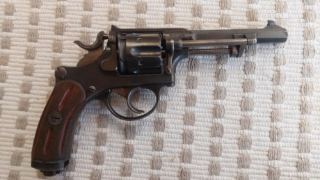 Se vende revólver suizo modelo 1882. El arma tiene la numeración coincidente en las piezas que vienen 00