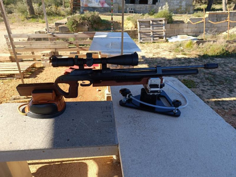 Buenas, vendo torreta para Benchrest y Fclass Open.
Muy sólida y pesada (12,5 kg), pero de muy facil manejo, 60