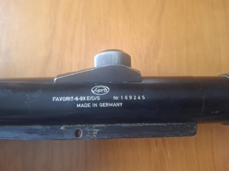Vendo este material.
Visor nickel 6x42 en buen estado 75 euros.

Visor nickel 6-9x50 muy usado conmanchas 22