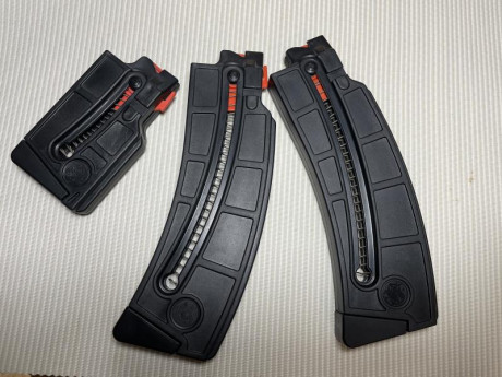 Se vende Smith & Wesson MP 15-22.
Comprada nueva año 23. Poco uso.
Tiene su caja original, 3 cargadores. 10