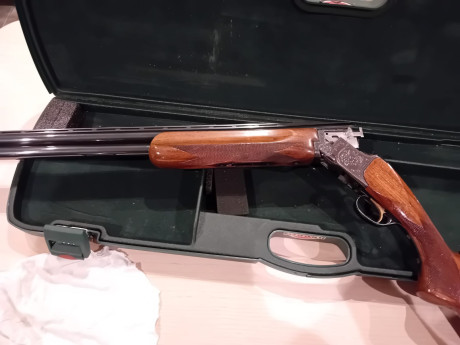 Escopeta de caza miroku que decir de la calidad de estas armas 
Cañón 71 
Culata regulable de 37cm
Maleta 00