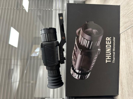 Vendo monocular térmico acoplable HikMicro Thunder TH35c MM 384x88. Incluyo el adaptador ocular de goma, 01