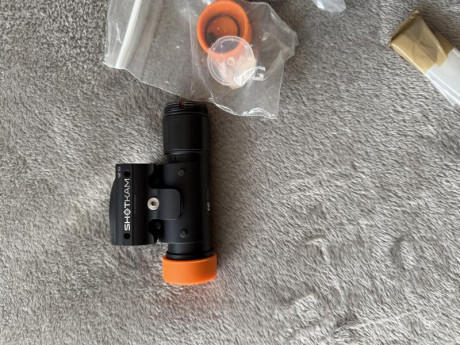 Vendo cámara shotkam Gen 3. En perfectas condiciones. Muy cuidada. Usada 2 temporadas. Esta no se ha usado, 01