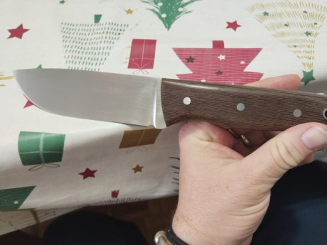 Hola a todos, vendo este PSG con funda de cuero a medida de buena calidad y con porta firesteel y firesteel 01