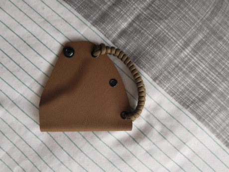 Vendo tomahawk CRKT Chogan nuevo sin uso, con funda de kydex y paracord, vendido. 00