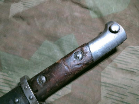 Hola, pongo a la venta , una bayoneta Checa del fusil Mauser Vz24 usada en la guerra civil Española, esta 51