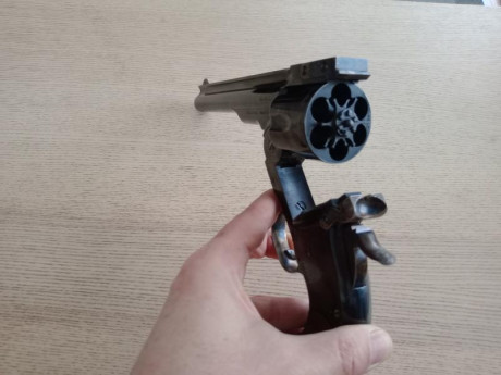 Vendo revólver Uberti Schofield en calibre .45 LC. Guiado en AER y con documentación para libro de coleccionista 12