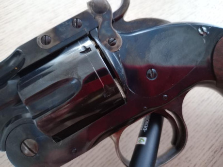 Vendo revólver Uberti Schofield en calibre .45 LC. Guiado en AER y con documentación para libro de coleccionista 22