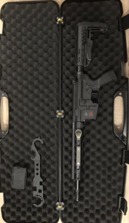 Se vende AR15 
-marca:T73
-calibre:222r
-cañón: 12.5”
Con lo que se ve en la foto
1700€, envío si hiciese 00