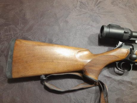 Sauer 404 de un amigo en 7mmrmg ,con visor Swarovski z8 2,3-18x56i 5500€, i monturas summ de rail más 11