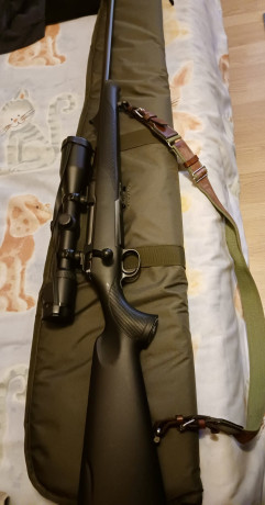 Vende un amigo que no tiene cuenta este Sauer 100 sintético en 7 mm Rem Mag con monturas y visor Zeiss 02