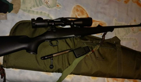 Vende un amigo que no tiene cuenta este Sauer 100 sintético en 7 mm Rem Mag con monturas y visor Zeiss 01