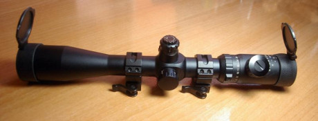 Visor Shightmark 4-16x44. Con retícula Mildot iluminada. Torretas tácticas con puesta a 0. Control de 10