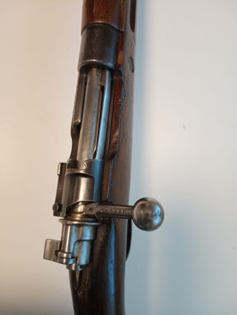 Vendo máuser coruña 
Estado original 
En buen estado 
Precio 660€ transporte incluido en la península 00