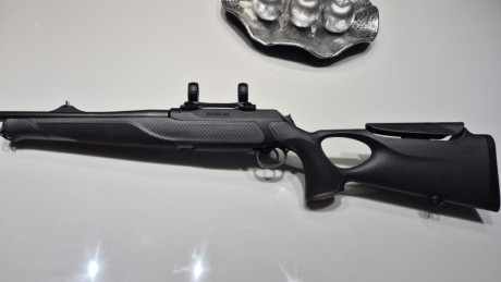 Vendo rifle Sauer synchro XT 404  calibre 8x68S, rosca homologada y freno de boca original Sauer,  puntos 11