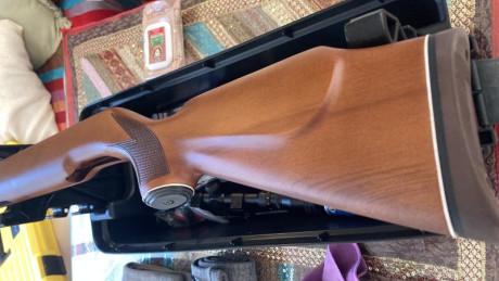 Buenos días 
Vendo culata Weihrauch HW77 completamente restaurada por un ebanista profesional. Como si 12