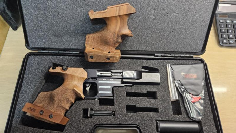 abandonar la precisión de arma corta, vendo mi Pardini SP22 en excelente estado. Con su estuche y accesorios 00