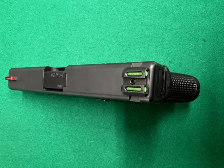  Otra vez a la venta .  ¡¡¡¡¡¡¡ INFORMALES NO MAREAR...!!!!!!!
Glock 23 Gen4 igual de tamaño que una 19.
Tiene 01