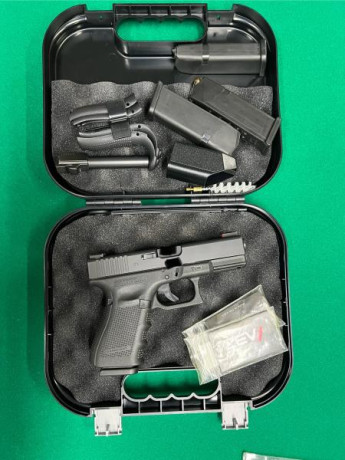  Otra vez a la venta .  ¡¡¡¡¡¡¡ INFORMALES NO MAREAR...!!!!!!!
Glock 23 Gen4 igual de tamaño que una 19.
Tiene 00