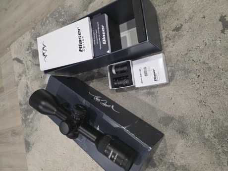 Vendo visor blaser B2 ic 2.5x15x56 modelo S QDC+ de carril, con monturas blaser. 
De mediados de 2024 02