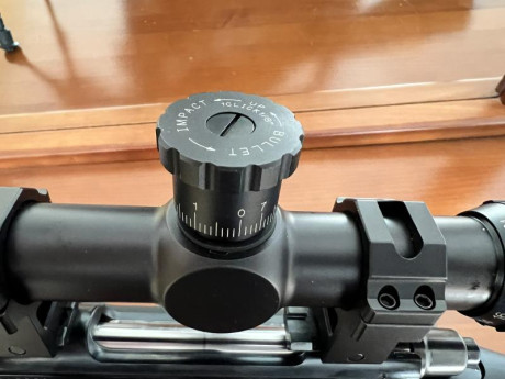 Rifle Sabatti Rover 870 sintético del calibre .243, guiado en D, capacidad de 5 balas, estado impecable, 11