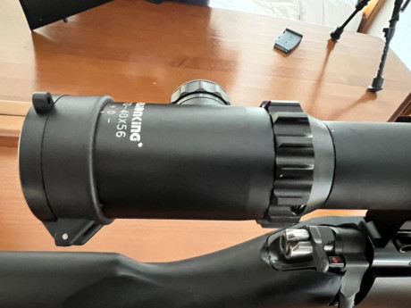 Rifle CZ 455 sintético de cerrojo del calibre 17 HMR, cargador de 5 balas y otro de 10, estado impecable, 21