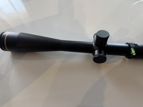 Vendo visor Leupold 40x45 , de reestreno, sin ninguna marca. Perfecto funcionamiento. No tiene caja, pero 00