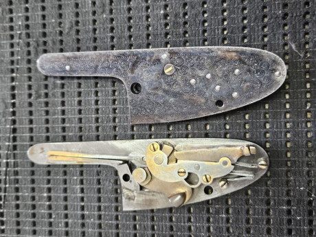 Hola.
Vendo escopeta paralela marca Francisco Albistegui calibre 20 de gama alta . Año de fabricación 12