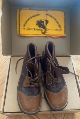 Vendo botas de caza de la marca Courteney Boot Modelo Selous SAFARI, piel de búfalo y kudu, completamente 02