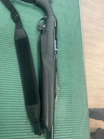 Rifle semiautomático en perfecto estado con solo unos meses de uso.
En calibre 30-06
Cañón de 51 cm

Se 01