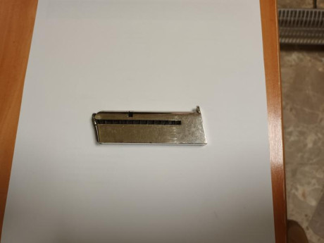 Vendo cargador nuevo Astra 3000 nuevo, niquelado. Original con marcaje
Pido: 45 € portes incluidos.
Teléfono 00