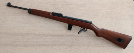 Vendo carabina semiautomática Wells calibre 22 LR. No la utilizo. Buen estado general pero con algunas 02