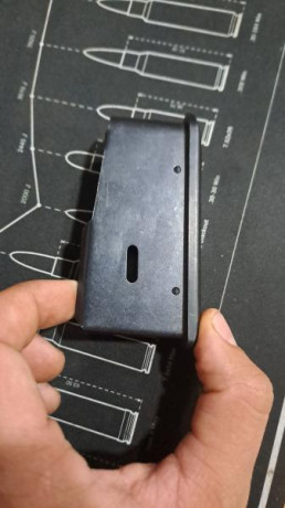 Buenas, vendo un Cargador de un Rifle Tikka, para los Modelos M580, M690, M690RH y M695
Capacidad: 3 Balas
Calibre: 22
