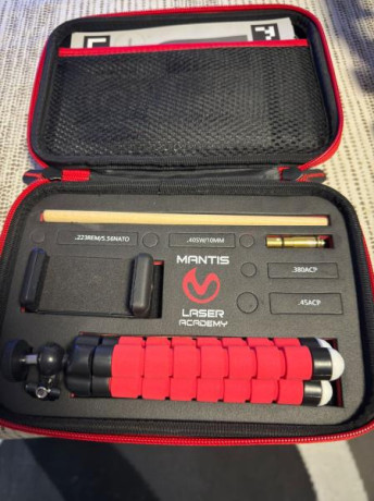 Kit completo de entrenamiento laser que permite practicar de forma segura la técnica de disparo en cualquier 02