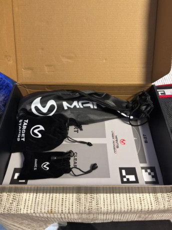 Kit completo de entrenamiento laser que permite practicar de forma segura la técnica de disparo en cualquier 00