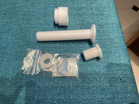 Vendo guia muelle , top hat , espaciadores del-rin , y Short stroke para Hw80 o 35 . 30€ puesto en casa 00