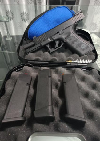 Buenas vendo una pistola Glock 17. ( 5 generación )
Soy el primer propietario ya que la acabo de compra 02