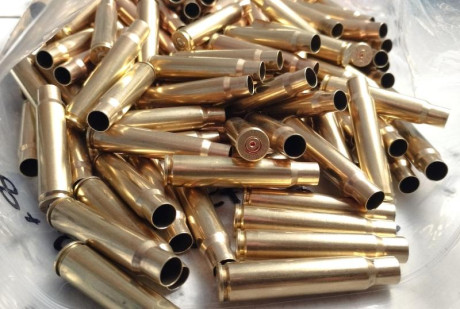 Buenos días.
Vendo diferentes lotes de vainas del 8x57mm (7.92 Mauser) compuestos por las siguientes:

-Lote 11