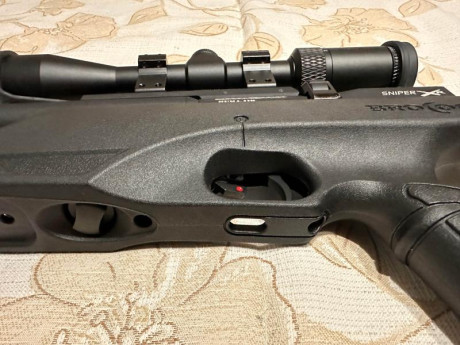 Prácticamente nueva. Poco más de un año. 5,5. 
Solo carabina. 600€ 01
