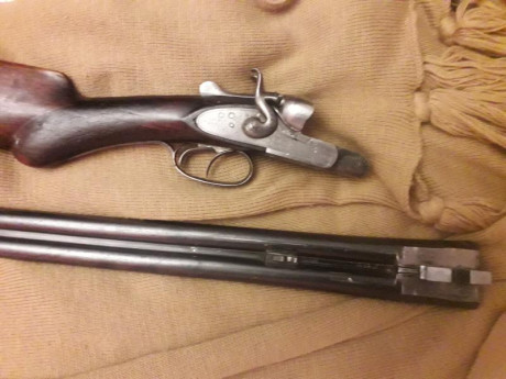 Se vende escopeta paralela del calibre 20 marca J,J Sarasqueta. en perfecto estado de uso, se ha estado 11