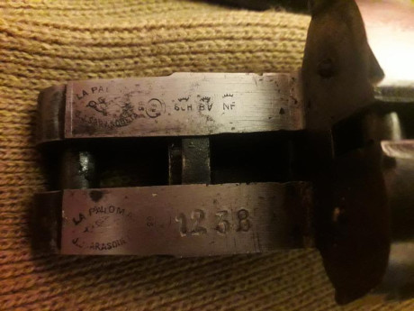 Se vende escopeta paralela del calibre 20 marca J,J Sarasqueta. en perfecto estado de uso, se ha estado 21