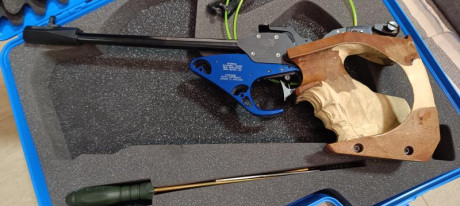 Muy buenas, por deja modalidad vendo match guns MG5E.
Cacha zurda o diestra a elegir, cañón seleccionado, 00