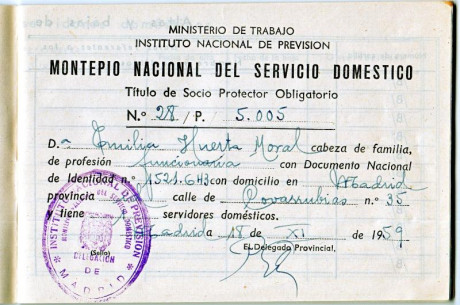  EN RECUERDO Y HOMENAJE A LOS QUE YA NO ESTÁN. 

Si pones en  GOOGLE    PASAPORTES EN LA MEMORIA   da 131